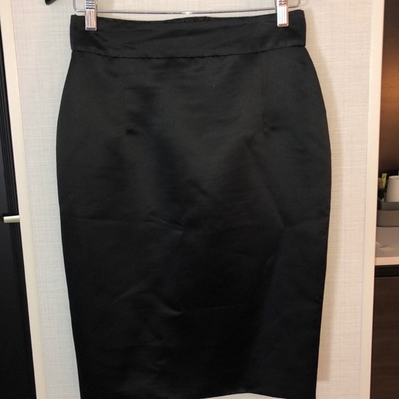 🖤GERARDO PRIVAT🖤SATEEN PENCIL SKIRT🖤 - Picture 6 of 7